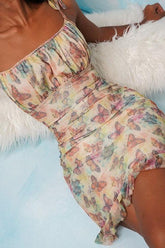 Vestido mini lencero con estampado de mariposas